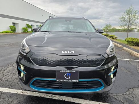 Used 2022 Kia Niro EX w/ Cold Weather Package FWD image 11