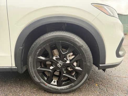 Certified 2024 Honda HR-V Sport image 25
