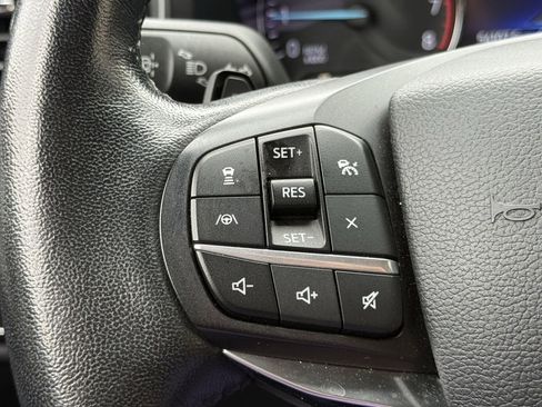 Used 2020 Ford Explorer Limited image 13