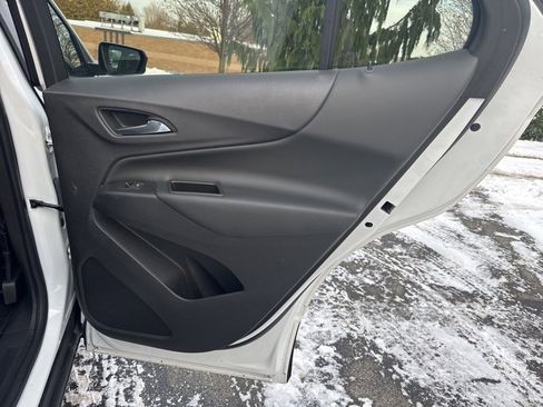 Certified 2021 Chevrolet Equinox LT image 42
