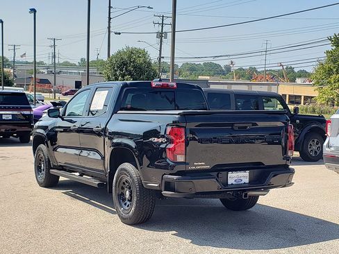 Used 2024 Chevrolet Colorado W/T w/ WT Convenience Package II AWD/4WD image 7