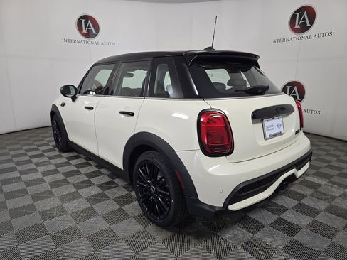 Certified 2023 MINI Cooper S image 7