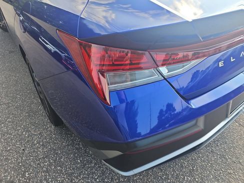 Certified 2025 Hyundai Elantra SEL FWD image 29
