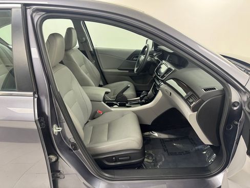 Used 2016 Honda Accord EX-L image 14