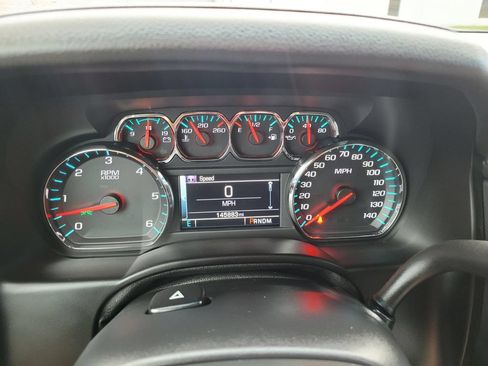 Used 2016 Chevrolet Tahoe LT w/ Luxury Package RWD image 36