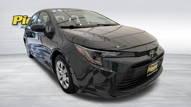 Used 2024 Toyota Corolla LE FWD image 6