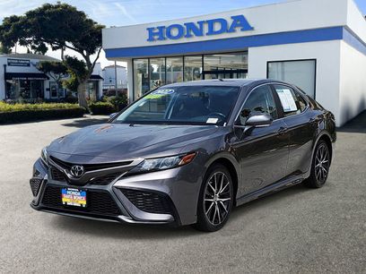 Used 2022 Toyota Camry SE w/ Carpet Mat Package (TMS)