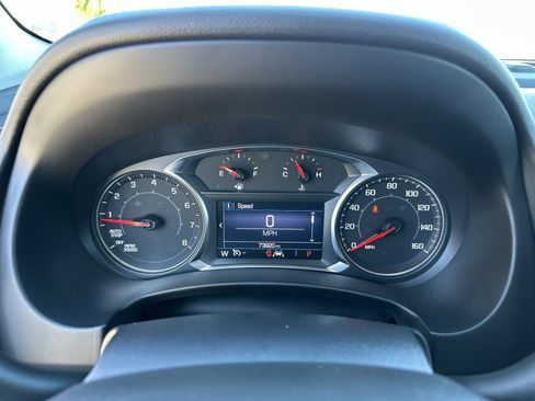 Used 2023 GMC Terrain SLE w/ Driver Convenience Package AWD/4WD image 12