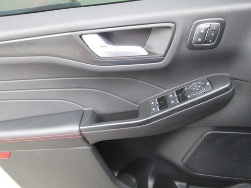 Used 2024 Ford Escape ST-Line Select w/ Tech Pack #2 AWD/4WD image 14