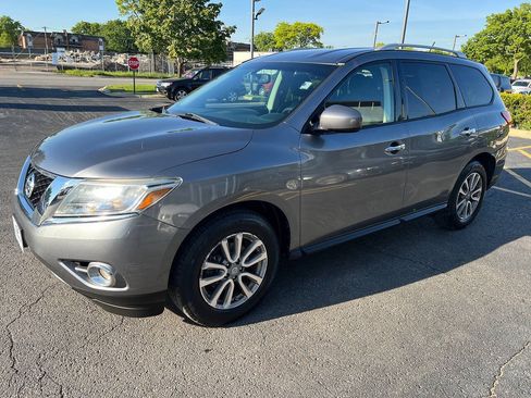 Used 2015 Nissan Pathfinder SV FWD image 6