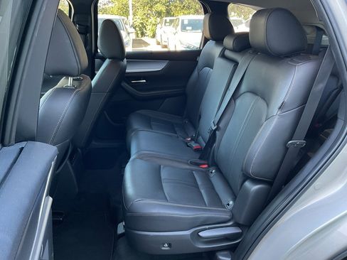 Used 2025 MAZDA CX-90 3.3 Turbo w/ Preferred Package image 17