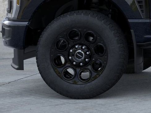 New 2026 Ford F350 Lariat w/ Black Appearance Package image 19