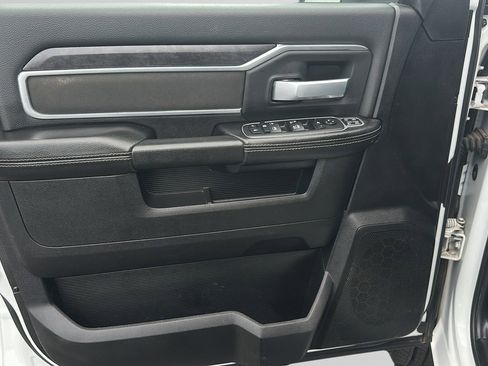 Used 2024 RAM 2500 Big Horn AWD/4WD image 22