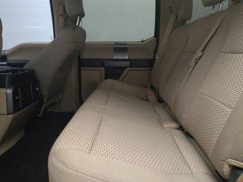 Used 2016 Ford F150 XLT w/ Equipment Group 301A Mid RWD image 18