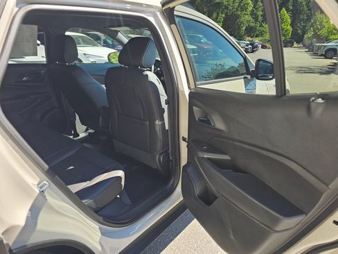 New 2026 Chevrolet Trax RS w/ Driver Confidence Package FWD image 15