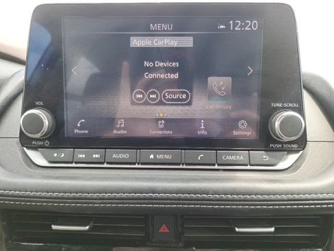 Used 2022 Nissan Rogue SV FWD image 20