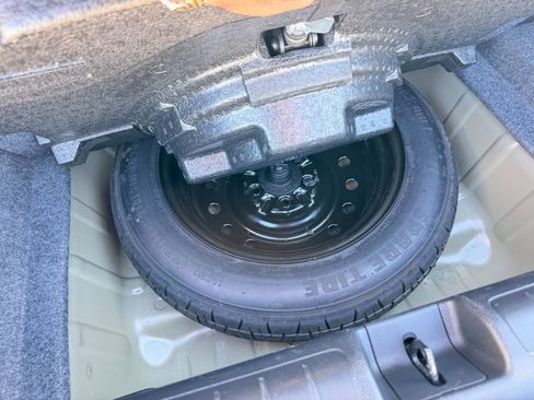 Used 2018 Honda Accord EX-L image 35