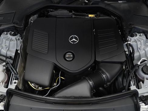 New 2026 Mercedes-Benz C 300 4MATIC Sedan image 32