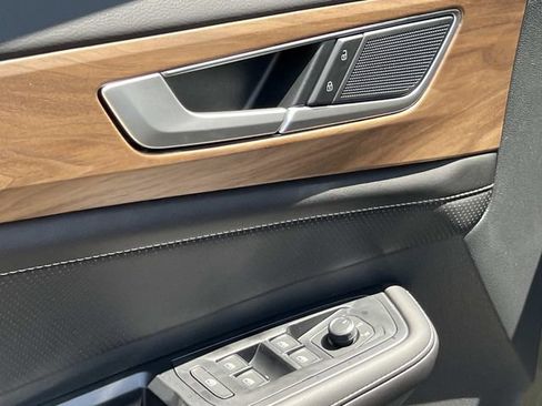 New 2026 Volkswagen Atlas SE AWD/4WD image 11