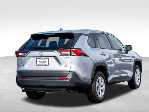 Used 2024 Toyota RAV4 LE image 9