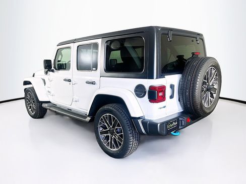Used 2023 Jeep Wrangler Unlimited Sahara w/ Cold Weather Group AWD/4WD image 5