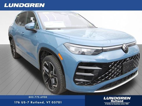 New 2026 Volkswagen Tiguan SEL R-Line AWD/4WD image 1