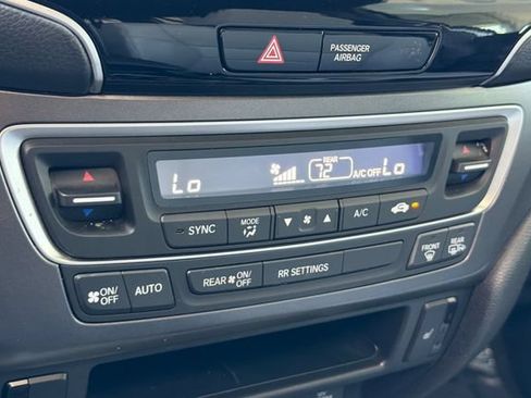 Certified 2024 Honda Passport EX-L image 25