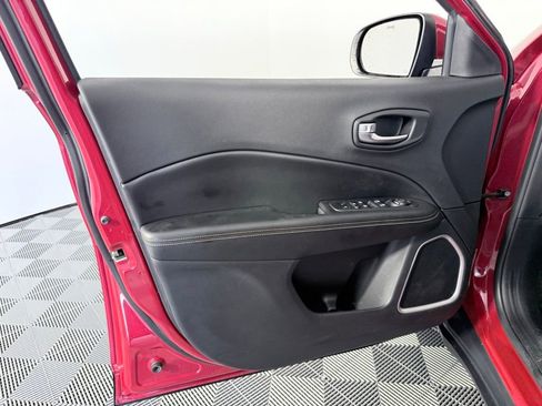 Used 2021 Jeep Compass Latitude w/ Convenience Group image 9