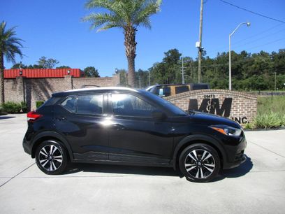 Used 2019 Nissan Kicks SV w/ Exterior Package