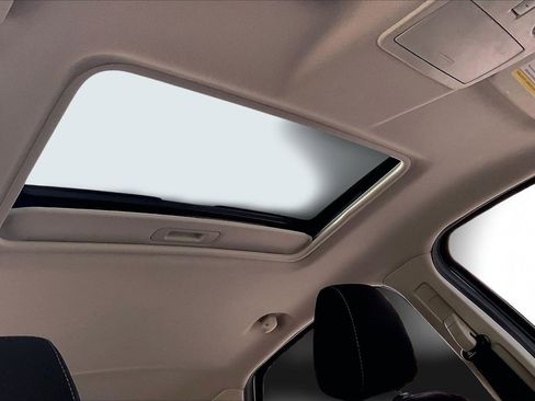 Used 2020 Ford EcoSport SE image 16