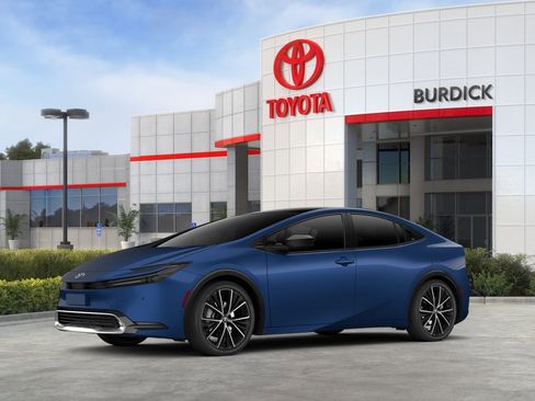 New 2026 Toyota Prius XLE FWD image 4