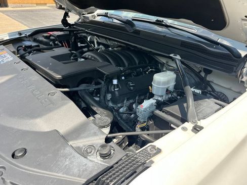 Used 2018 Chevrolet Tahoe Premier AWD/4WD image 44