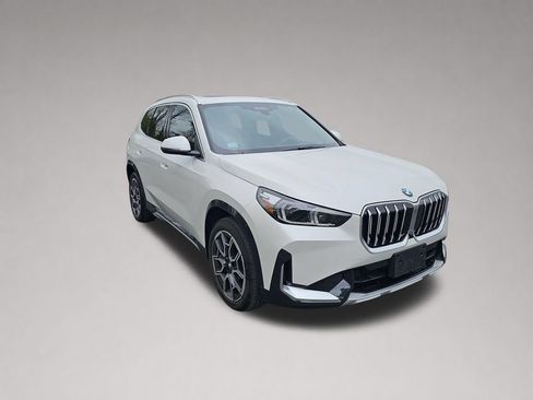 Certified 2025 BMW X1 xDrive28i w/ Premium Package AWD/4WD image 1