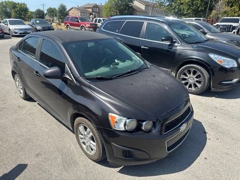 Used 2015 Chevrolet Sonic LT FWD image 15