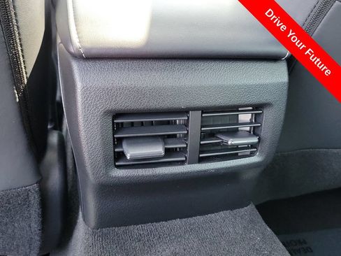 Used 2024 Lexus IS 350 F Sport RWD image 23