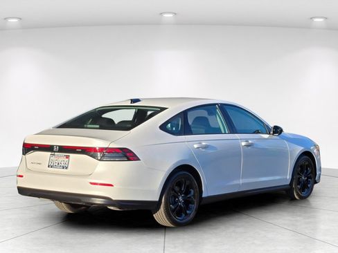 Used 2025 Honda Accord SE image 8