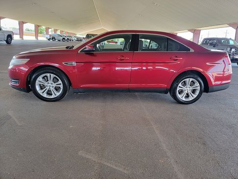 Used 2016 Ford Taurus SEL FWD image 14
