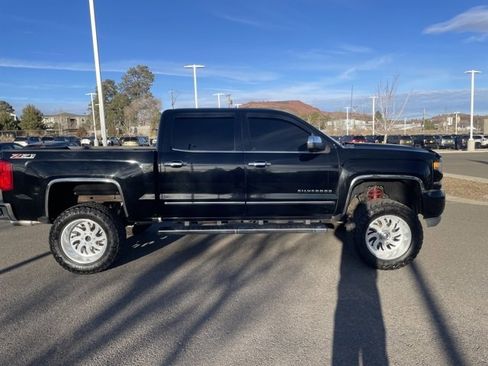 Used 2017 Chevrolet Silverado 1500 LTZ Z71 image 5