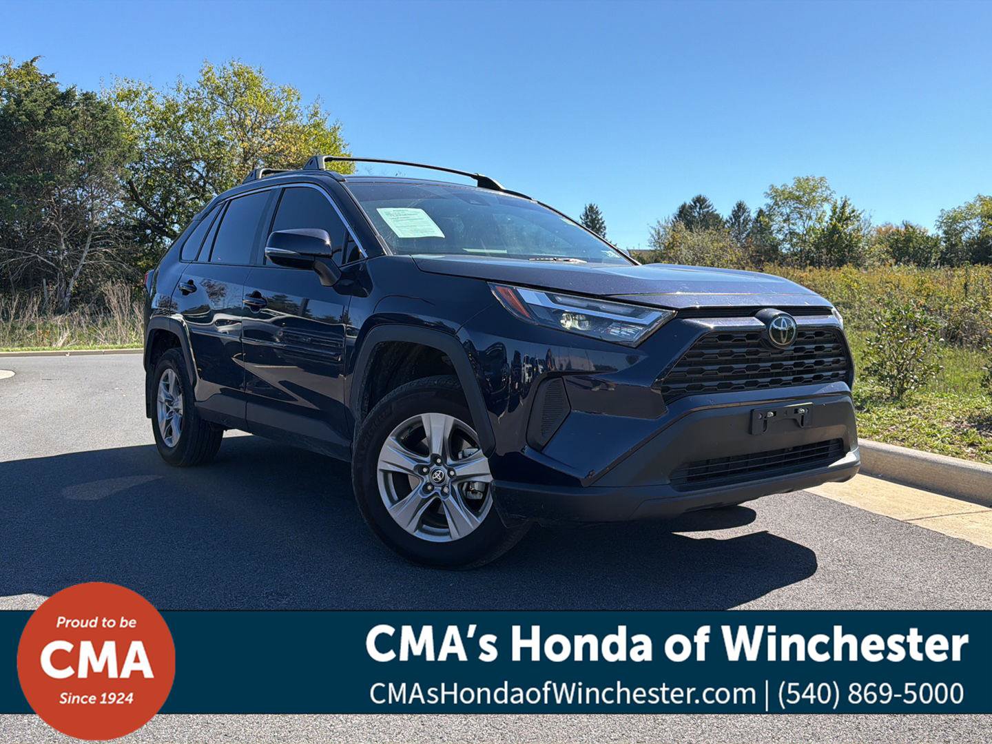 Used 2025 Toyota RAV4 XLE AWD/4WD image 1