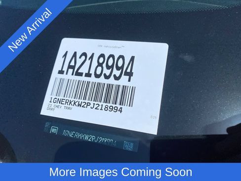 Used 2023 Chevrolet Traverse Premier w/ Redline Edition FWD image 9