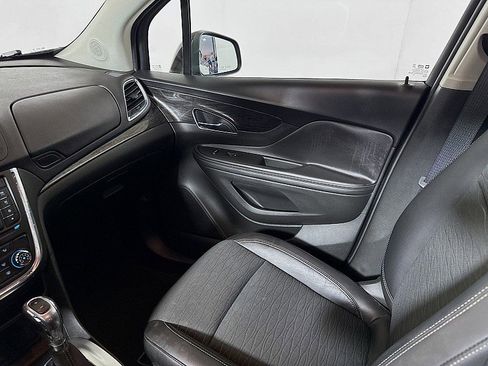 Used 2016 Buick Encore FWD image 22