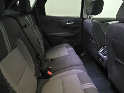 Used 2025 Chevrolet Blazer LT AWD/4WD image 19
