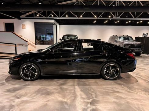 Used 2023 Hyundai Elantra N Line image 2