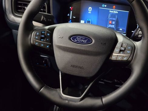 New 2025 Ford Maverick Lariat w/ Black Appearance Package image 24