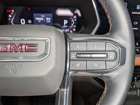 Used 2024 GMC Canyon AT4 w/ AT4 Premium Package image 34