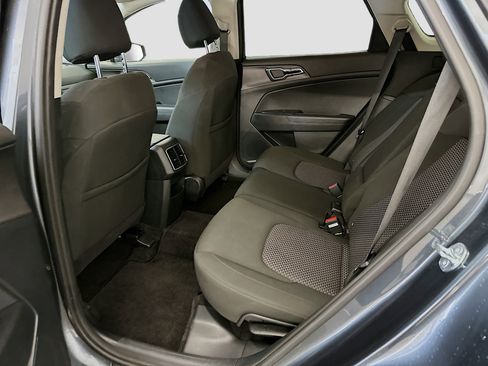 Used 2025 Kia Sportage LX image 28