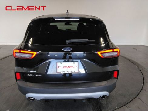 Used 2024 Ford Escape Active w/ Cold Weather Package FWD image 6