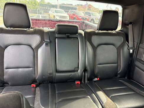 Used 2023 RAM 1500 Laramie AWD/4WD image 9