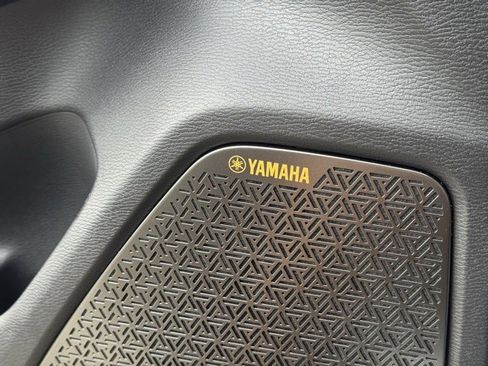 New 2025 Mitsubishi Outlander AWD image 22