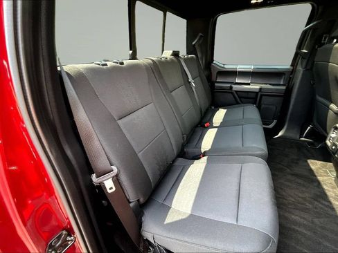 Used 2019 Ford F150 XLT w/ Equipment Group 302A Luxury AWD/4WD image 30
